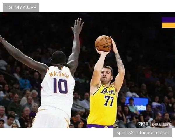 浓眉高效砍下九分难救主独行侠第三节发力逆转湖人夺领先优势