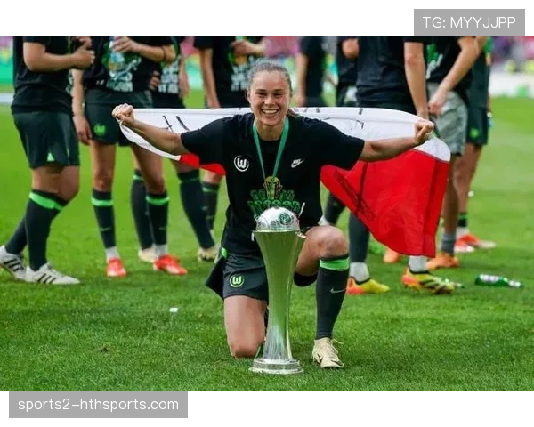 巴萨女足控球打法成熟 帕约尔前锋作用突出